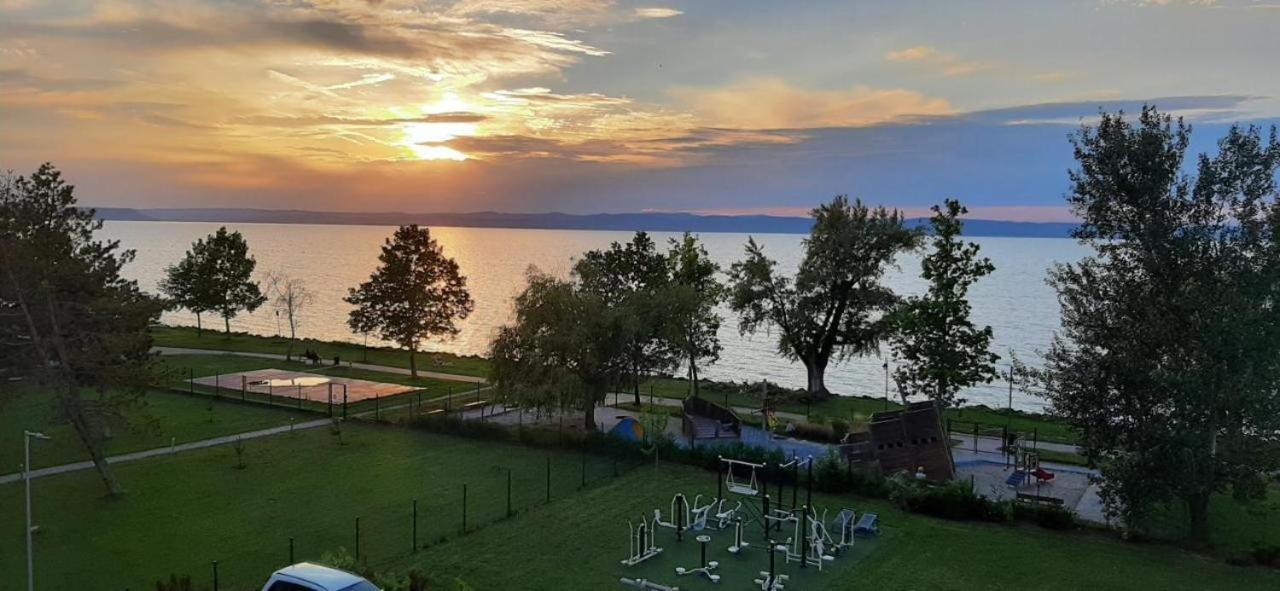 Sunset Home Apartman Siófok Exteriér fotografie